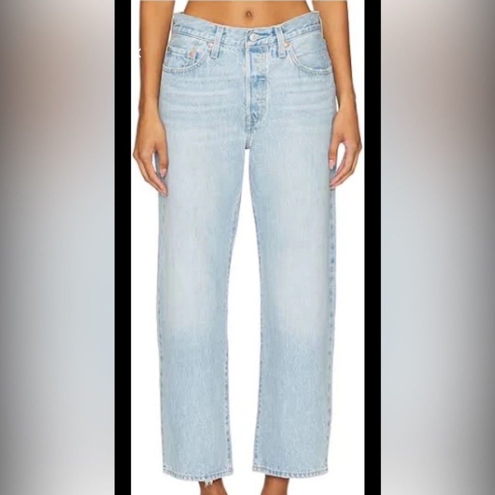Levi's Light Blue Straight Leg Women's Jeans